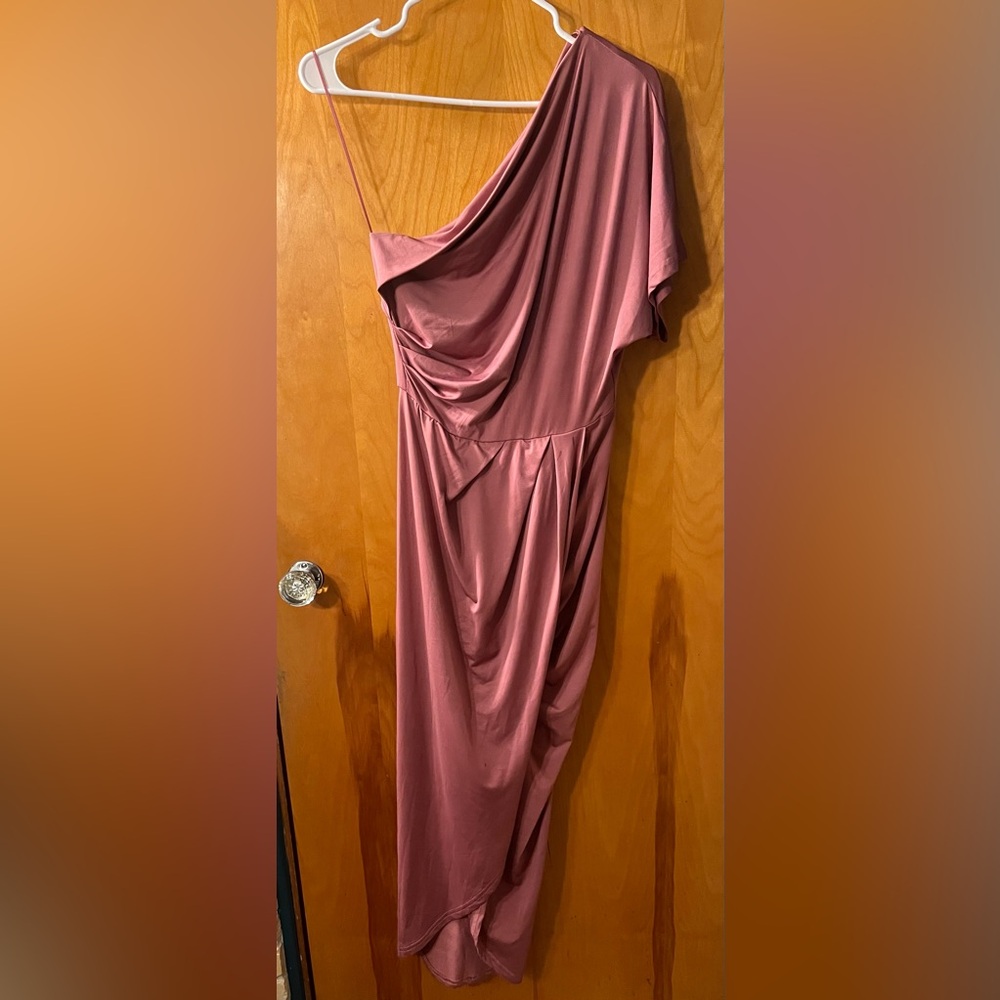 Chic Mauve One-Shoulder Dress